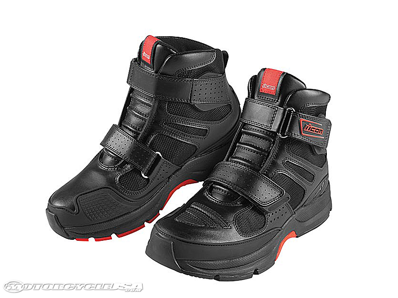 Illustration for article titled Motorcycle gear 101